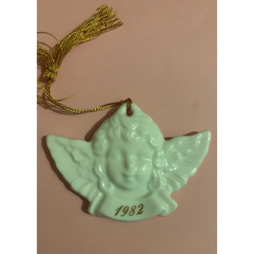 Vintage White Porcelain Cherub Angel Head & Wings 1982 Ornament by Avon Japan